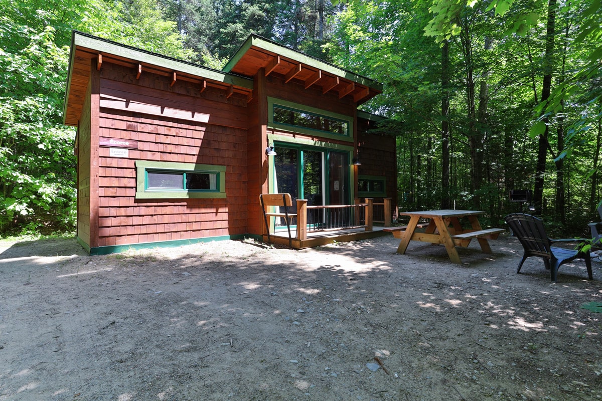 Ecorce ChaletsLanaudiere Exterieur 3 min Ecorce ChaletsLanaudiere Exterieur 3 min