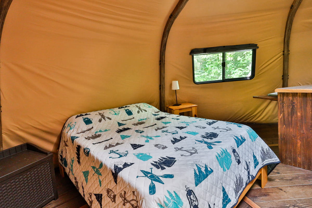 Inukshuk-ChaletsLanaudiere-Chambre