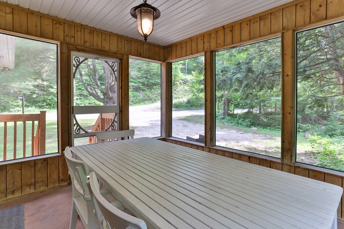Riverain Chalets Lanaudiere Veranda Riverain Chalets Lanaudiere Veranda