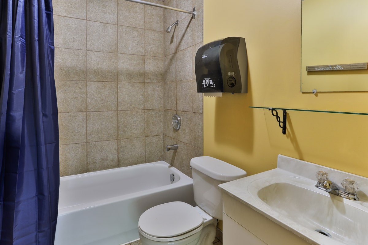 Villa des pins-Chalets Lanaudiere-salle de bain